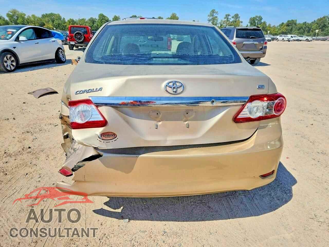 TOYOTA COROLLA 2011 - 2T1BU4EE7BC628199