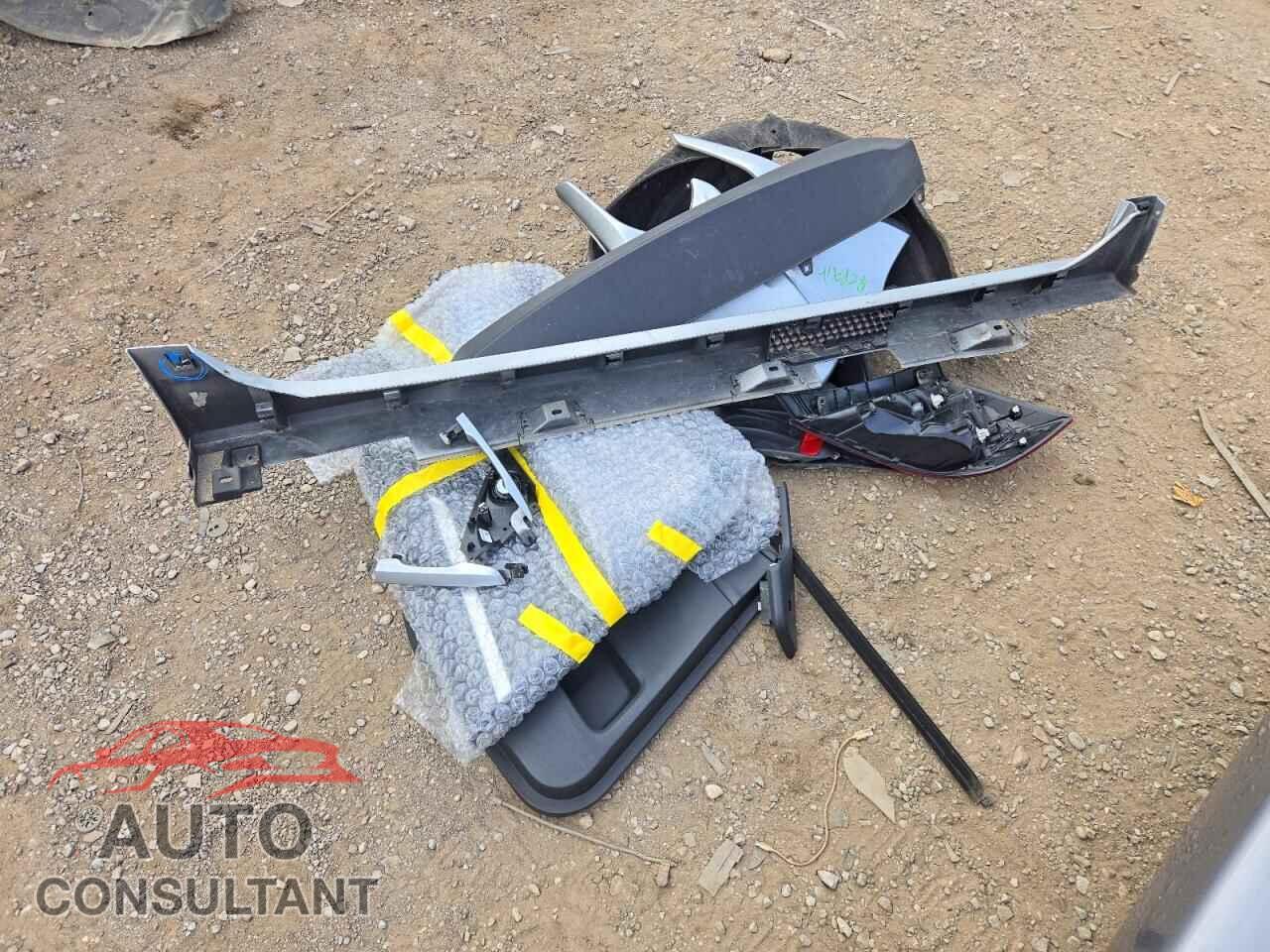 HONDA CIVIC 2016 - 2HGFC2F56GH031079