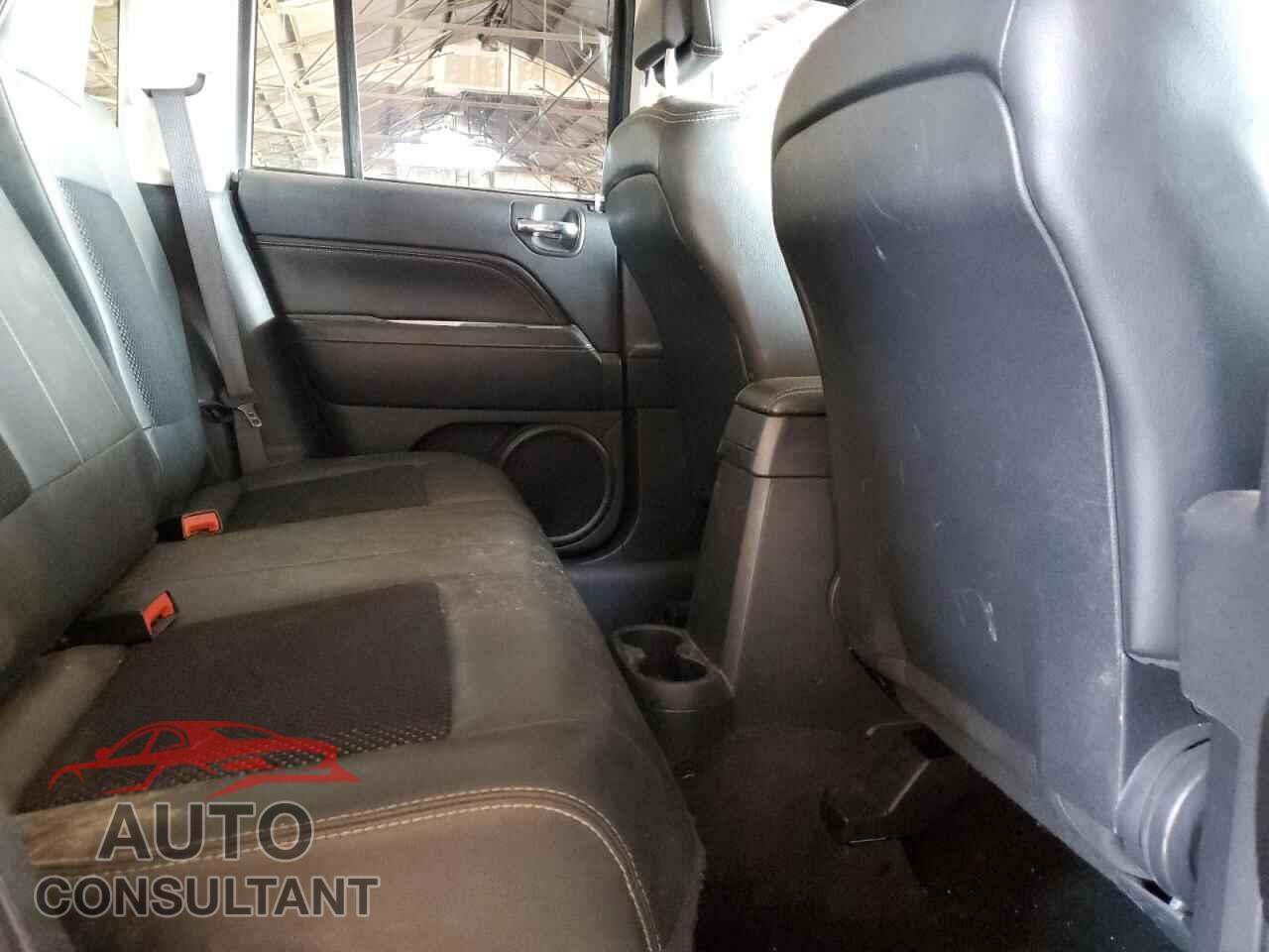 JEEP COMPASS 2017 - 1C4NJCEB9HD206551