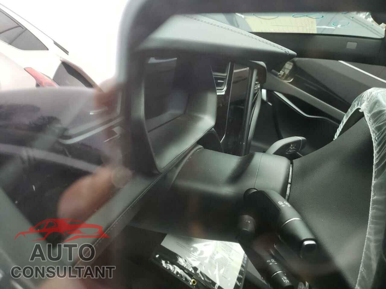 TESLA MODEL S 2018 - 5YJSA1E23JF268761