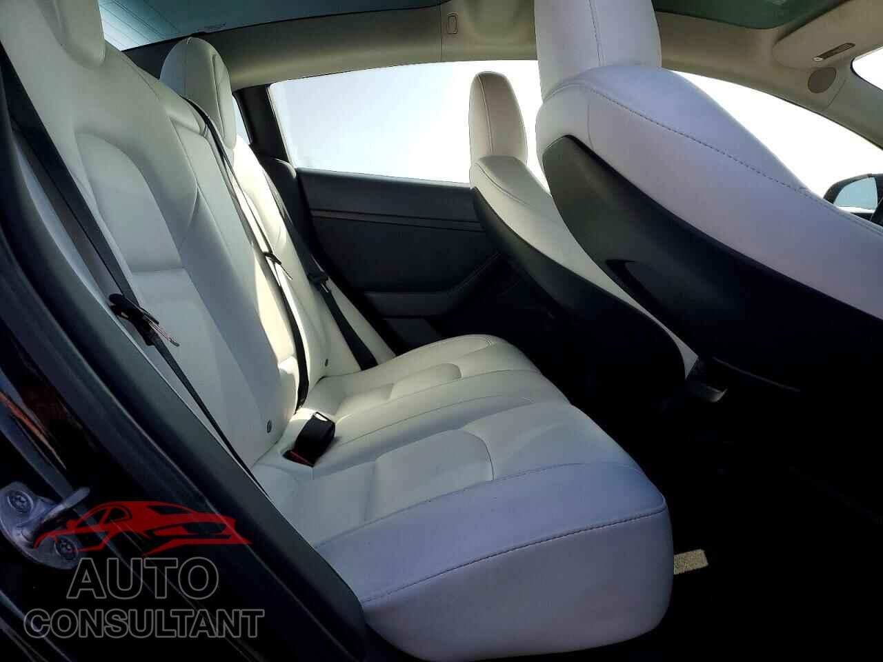 TESLA MODEL 3 2023 - 5YJ3E1EA2PF496761
