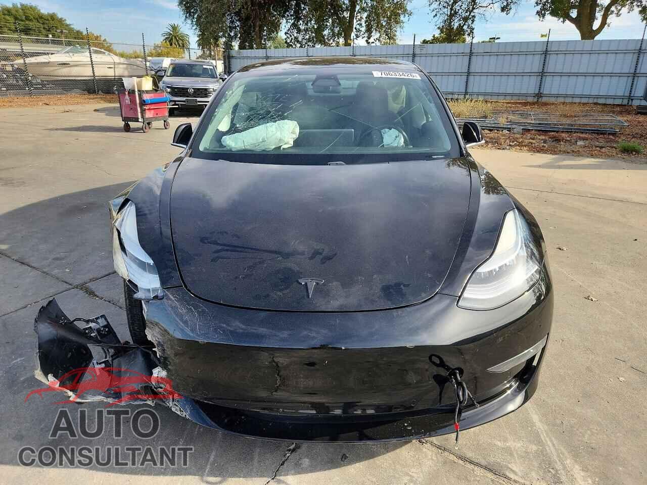TESLA MODEL 3 2019 - 5YJ3E1EA7KF398964
