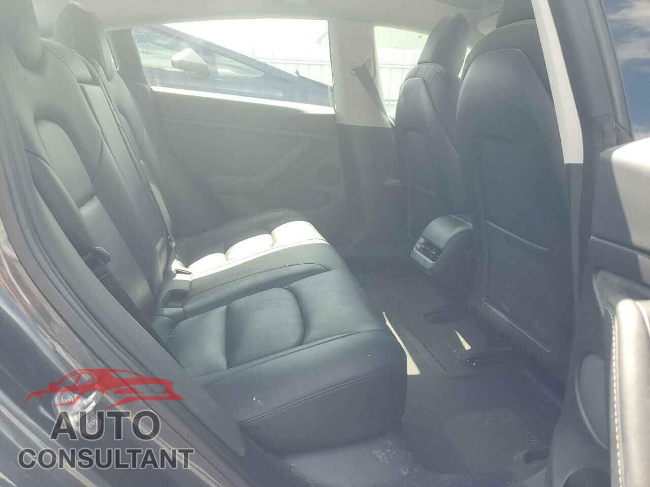 TESLA MODEL 3 2022 - 5YJ3E1EB7NF278529