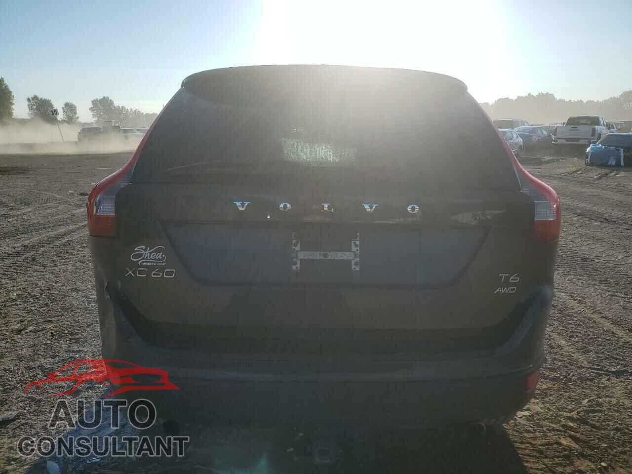 VOLVO XC60 2013 - YV4902DZ4D2425174