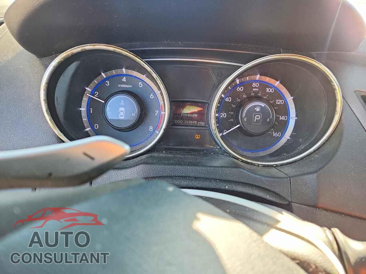 HYUNDAI SONATA 2012 - 5NPEC4AB7CH411973