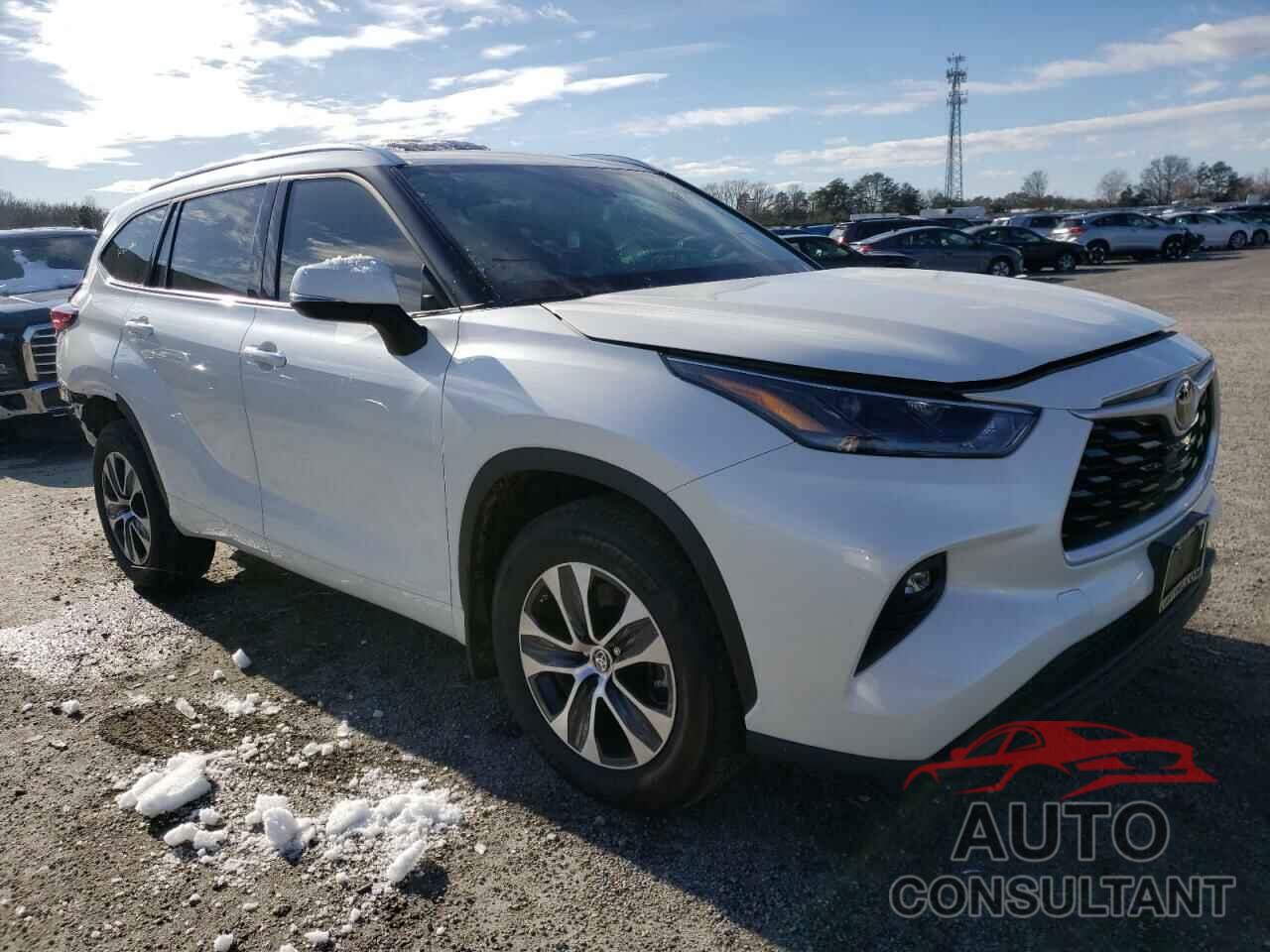 TOYOTA HIGHLANDER 2021 - 5TDHZRBH3MS523564