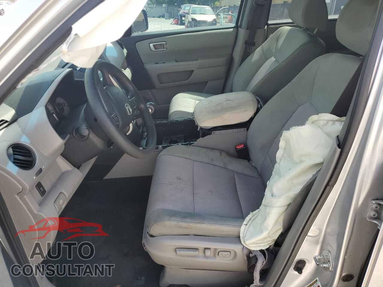 HONDA PILOT 2011 - 5FNYF3H42BB043768