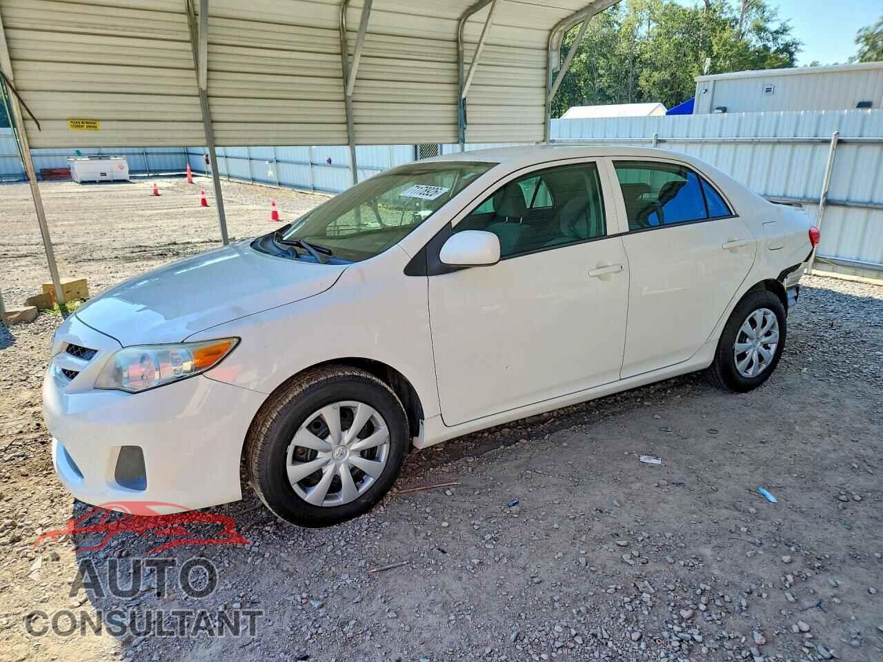 TOYOTA COROLLA 2013 - 5YFBU4EEXDP151125