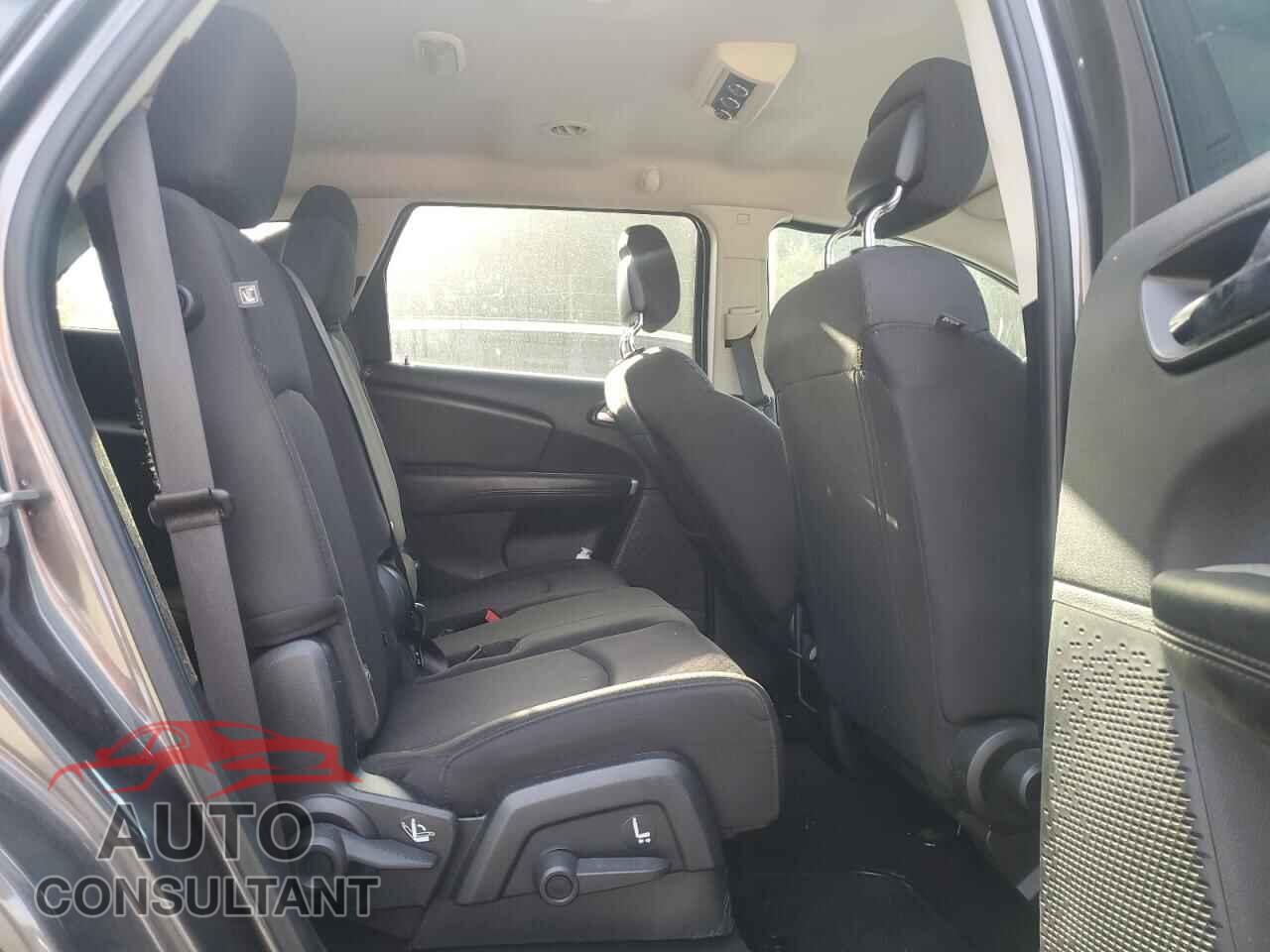 DODGE JOURNEY 2017 - 3C4PDCBB6HT608008