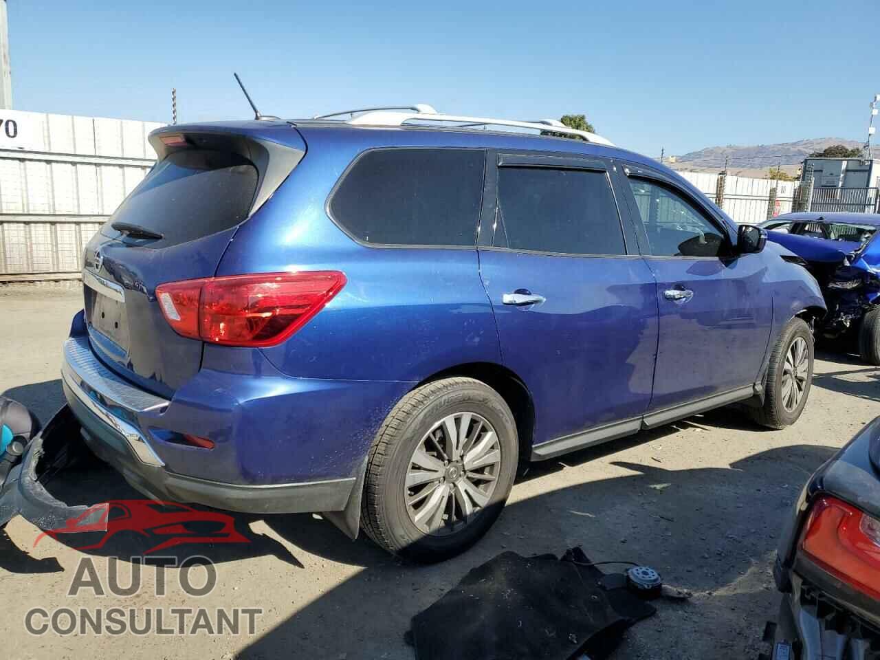 NISSAN PATHFINDER 2017 - 5N1DR2MN5HC689127