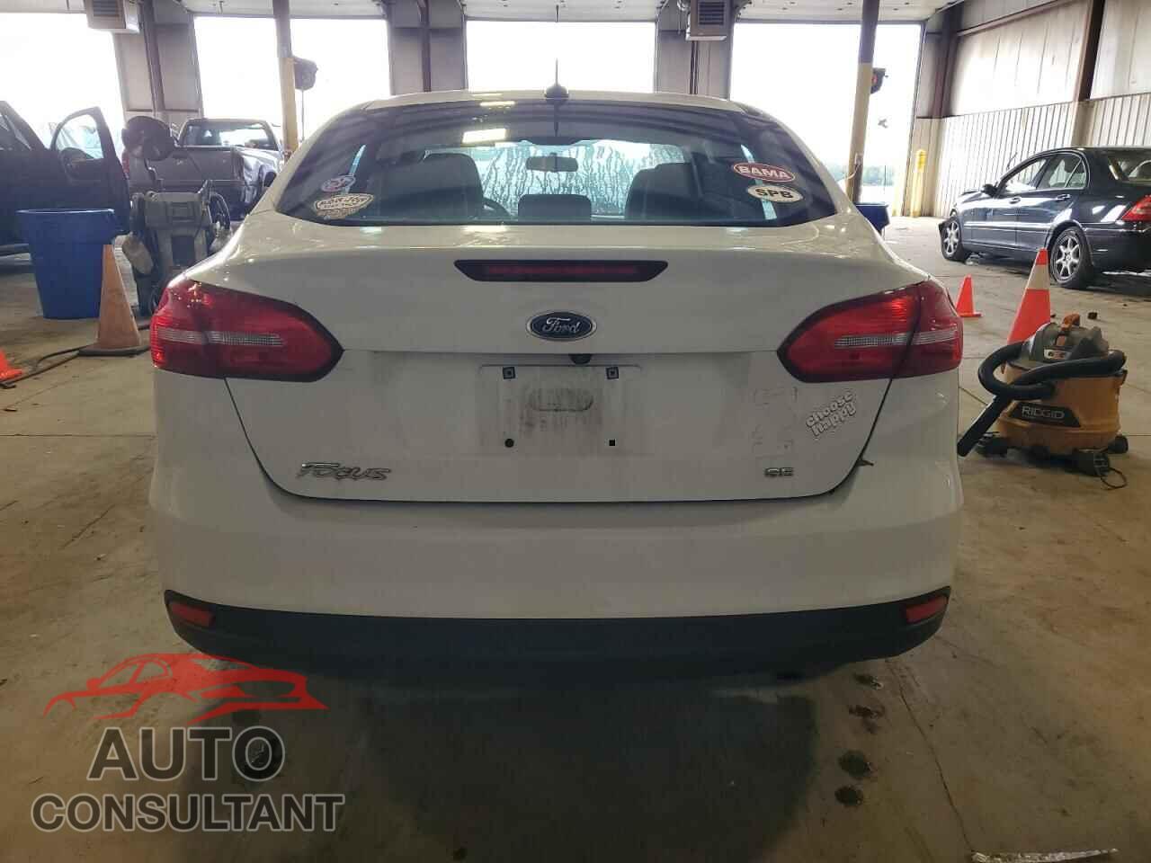 FORD FOCUS 2016 - 1FADP3F25GL342579