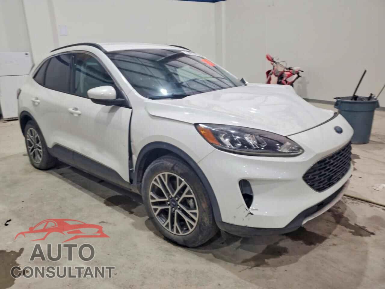 FORD ESCAPE 2020 - 1FMCU0H64LUA28516