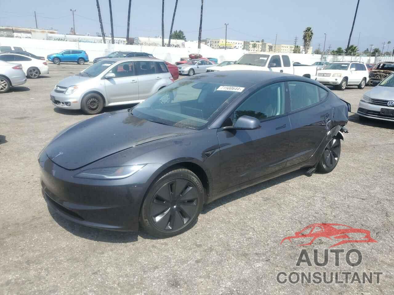 TESLA MODEL 3 2024 - 5YJ3E1EA5RF835581