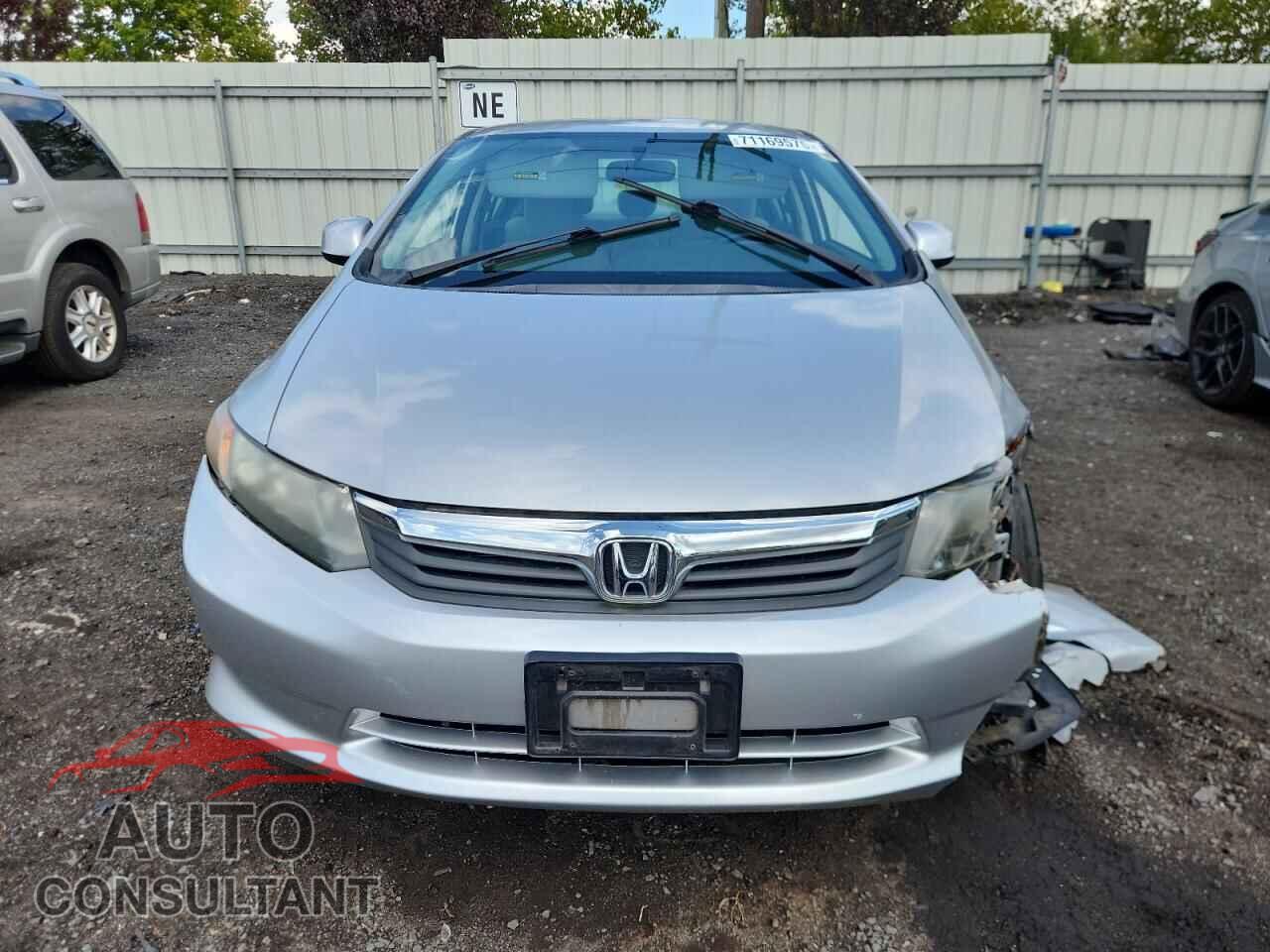 HONDA CIVIC 2012 - 2HGFB2F50CH589913