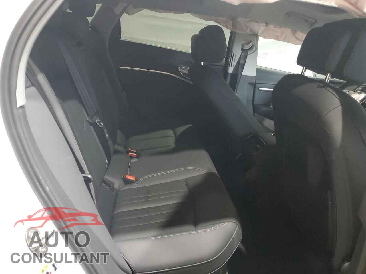 AUDI E-TRON 2022 - WA1LAAGE2NB025151