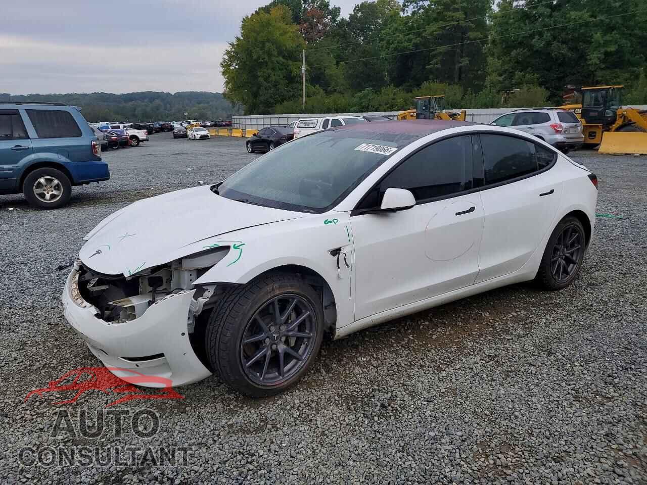 TESLA MODEL 3 2018 - 5YJ3E1EA5JF044844