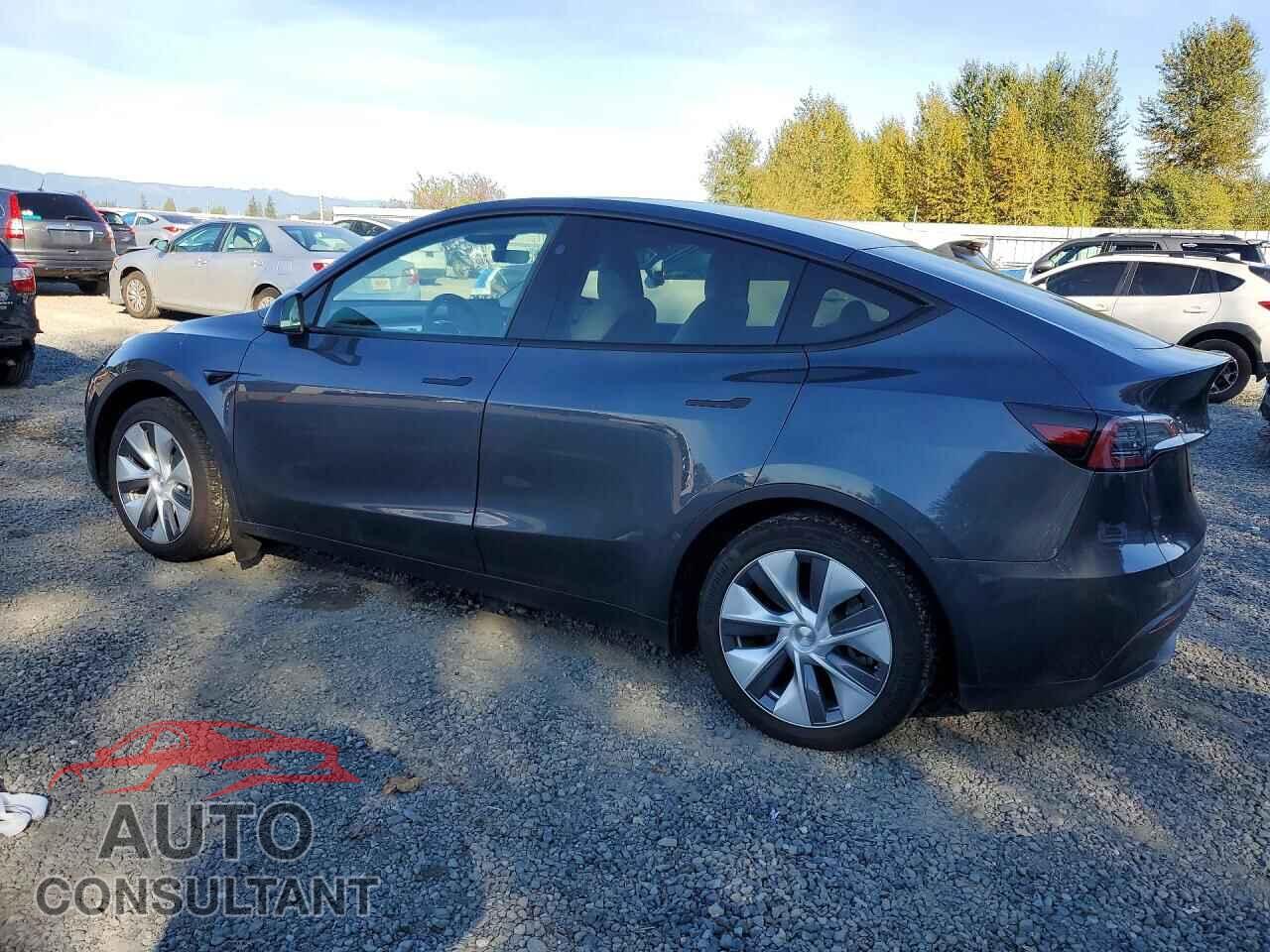 TESLA MODEL Y 2023 - 7SAYGDEE6PF873745