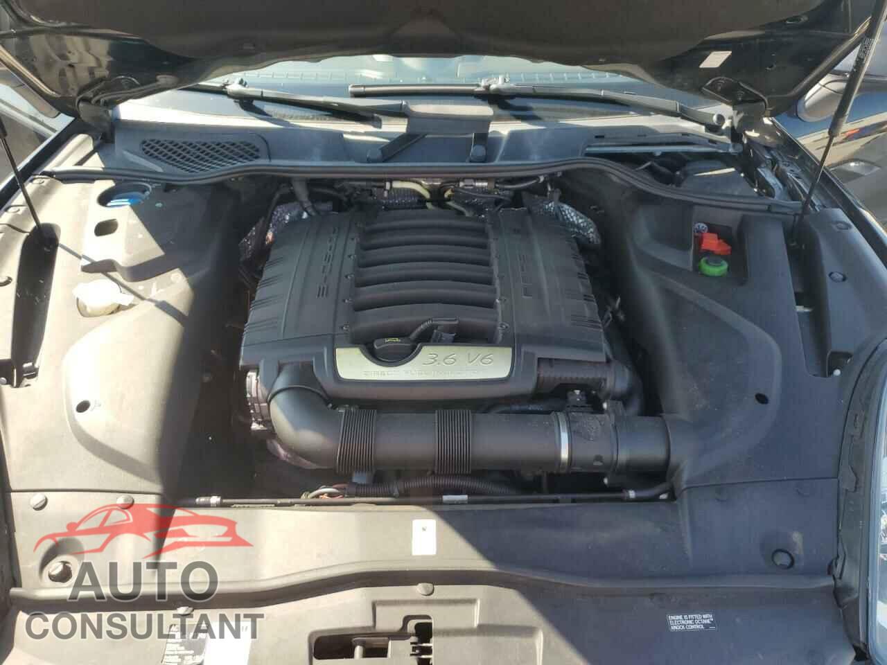 PORSCHE CAYENNE 2016 - WP1AA2A24GLA00880