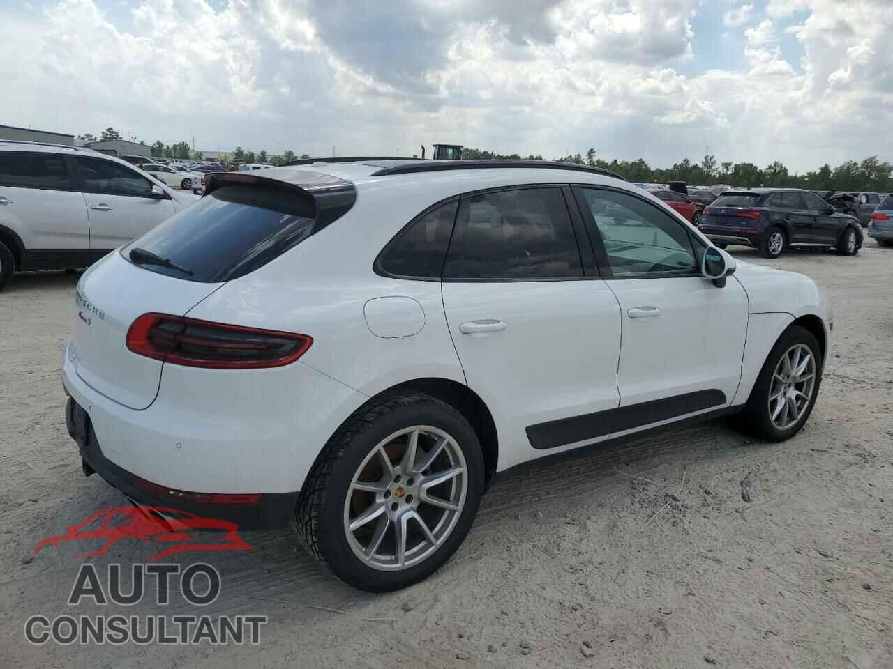 PORSCHE MACAN 2016 - WP1AB2A5XGLB48751