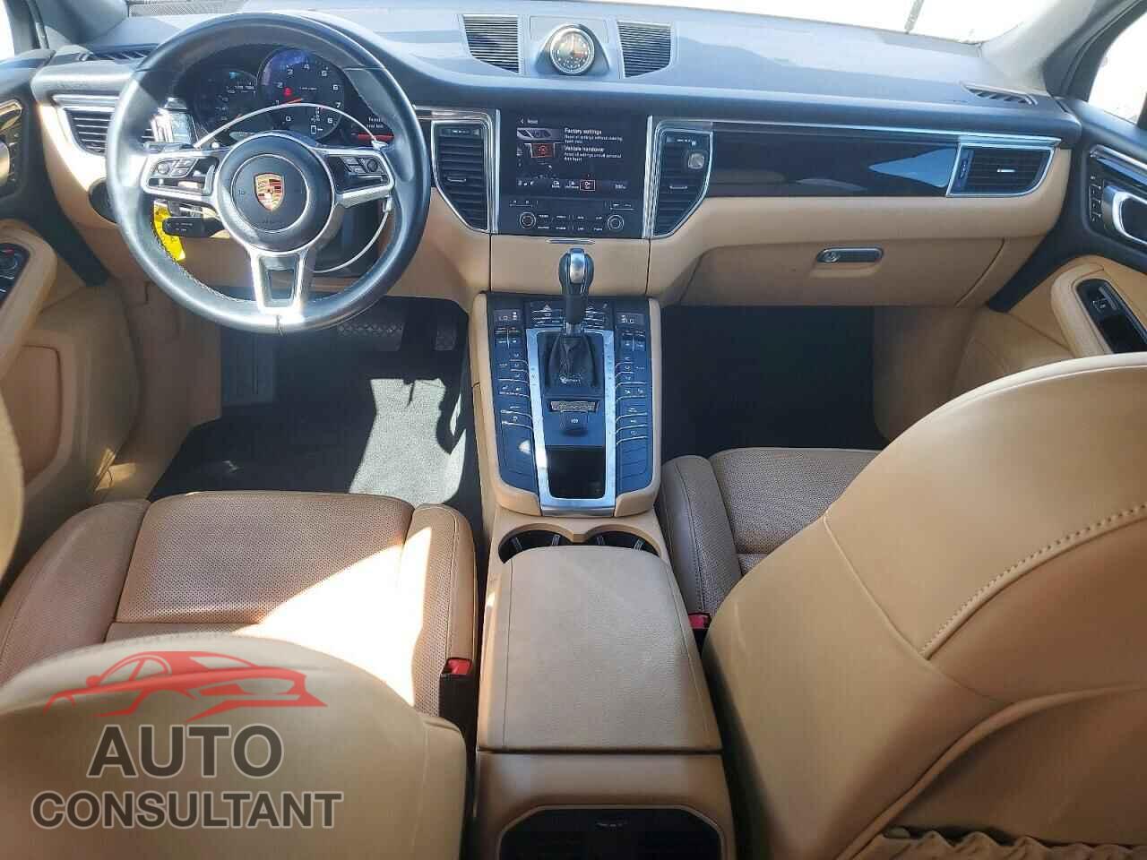 PORSCHE MACAN 2018 - WP1AA2A51JLB14823