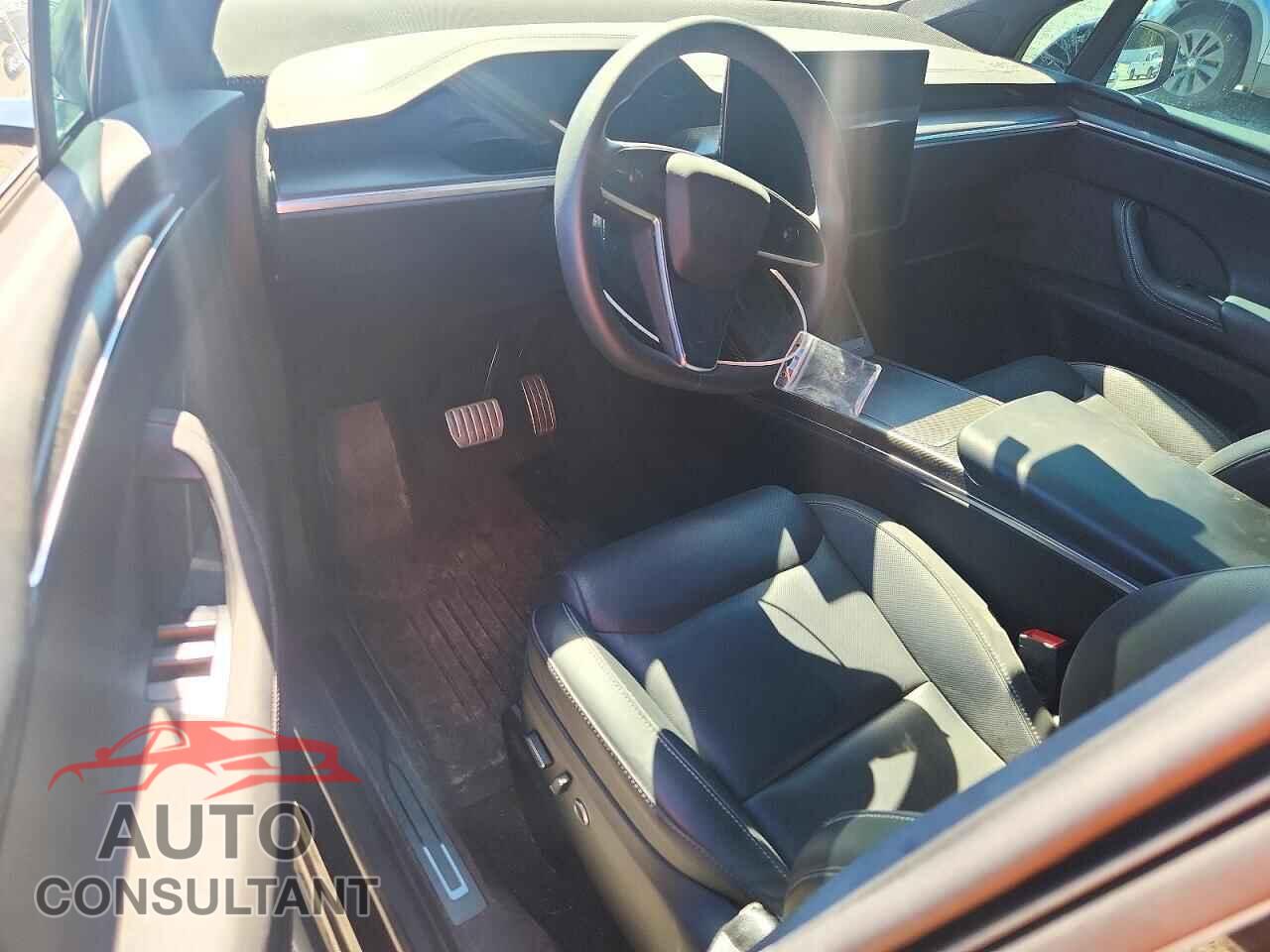 TESLA MODEL X 2024 - 7SAXCBE67RF446324