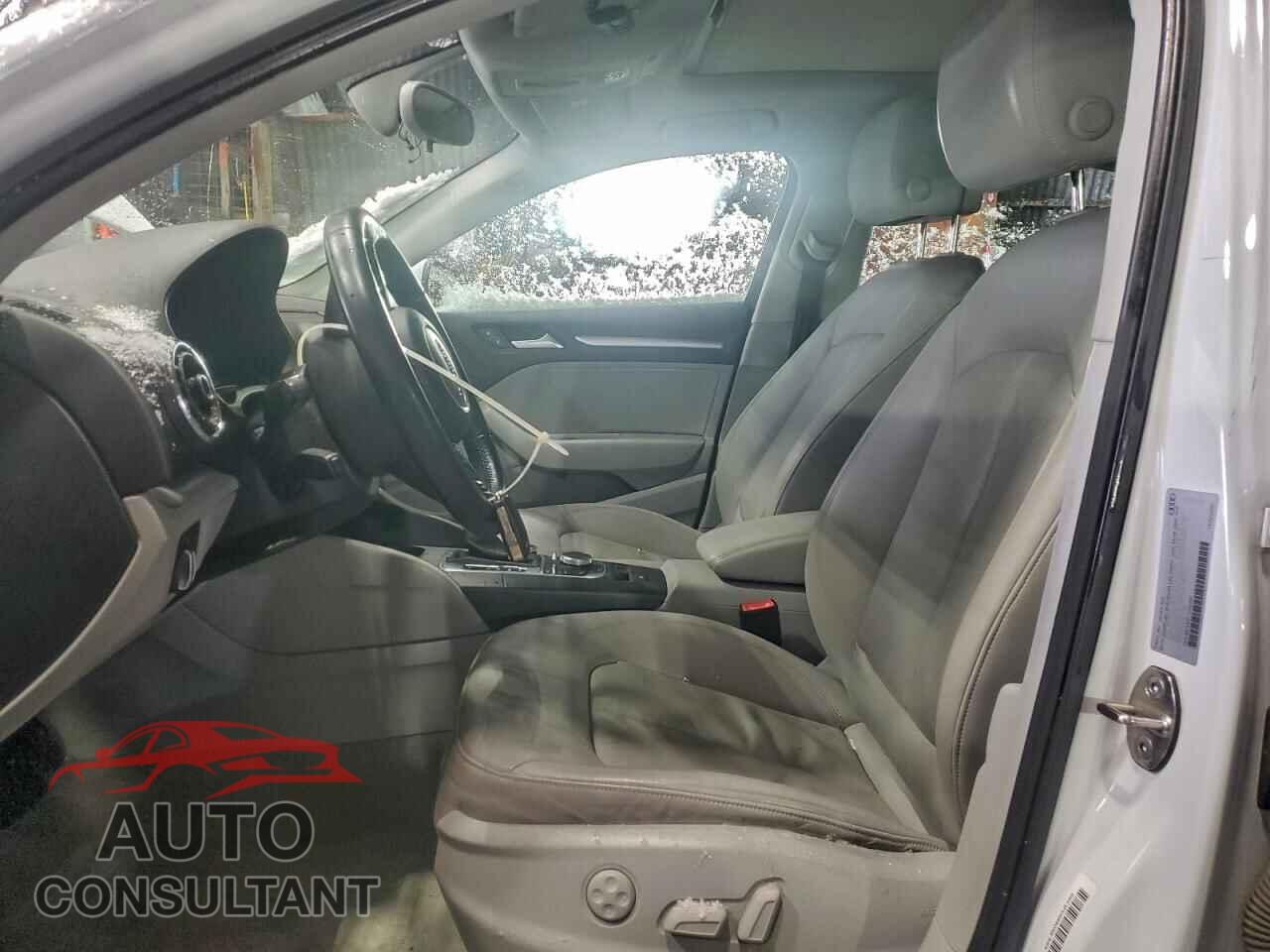 AUDI A3 2015 - WAUBFGFF5F1055488