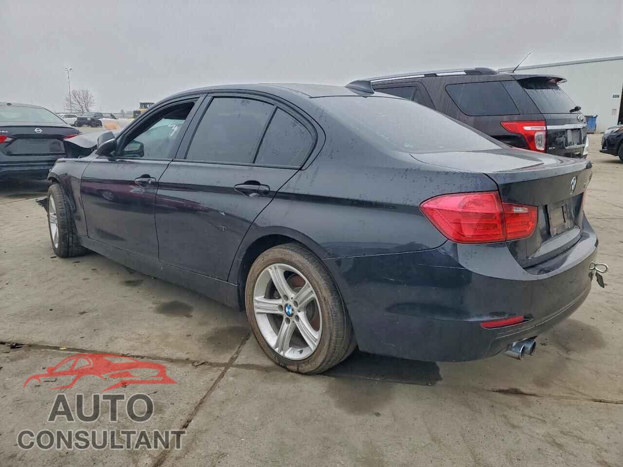 BMW 3 SERIES 2012 - WBA3C1C59CF430898
