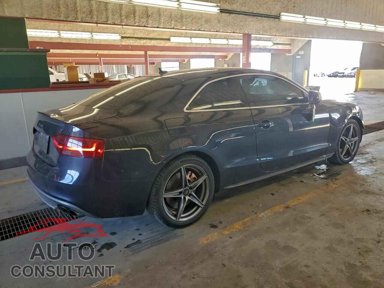 AUDI S5/RS5 2013 - WAUCGAFRXDA050129