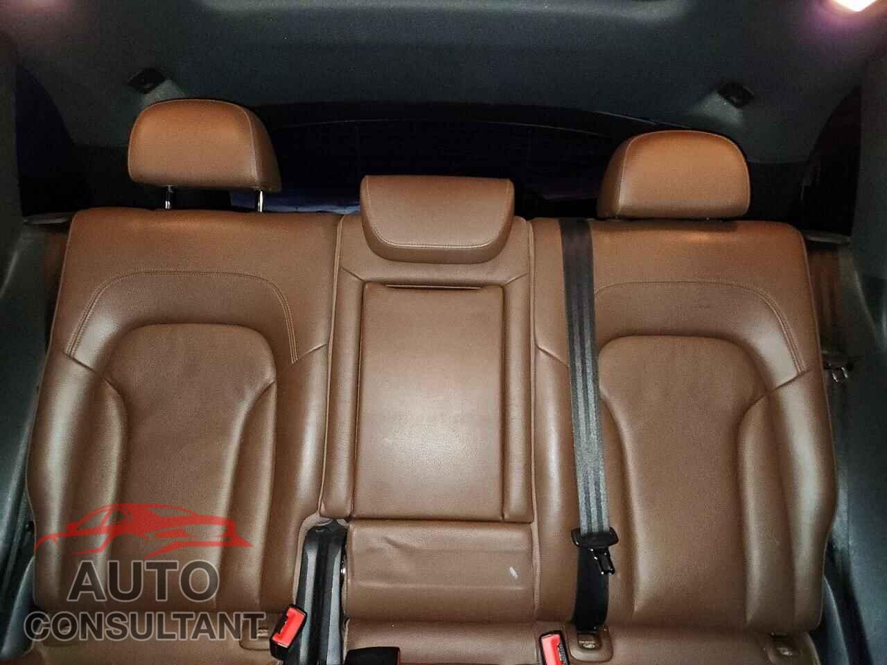 AUDI Q5 2015 - WA1LFAFP4FA106910