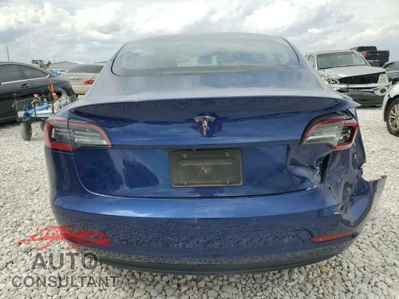 TESLA MODEL 3 2021 - 5YJ3E1EA9MF092173