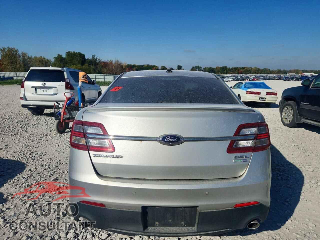 FORD TAURUS 2013 - 1FAHP2H84DG135019