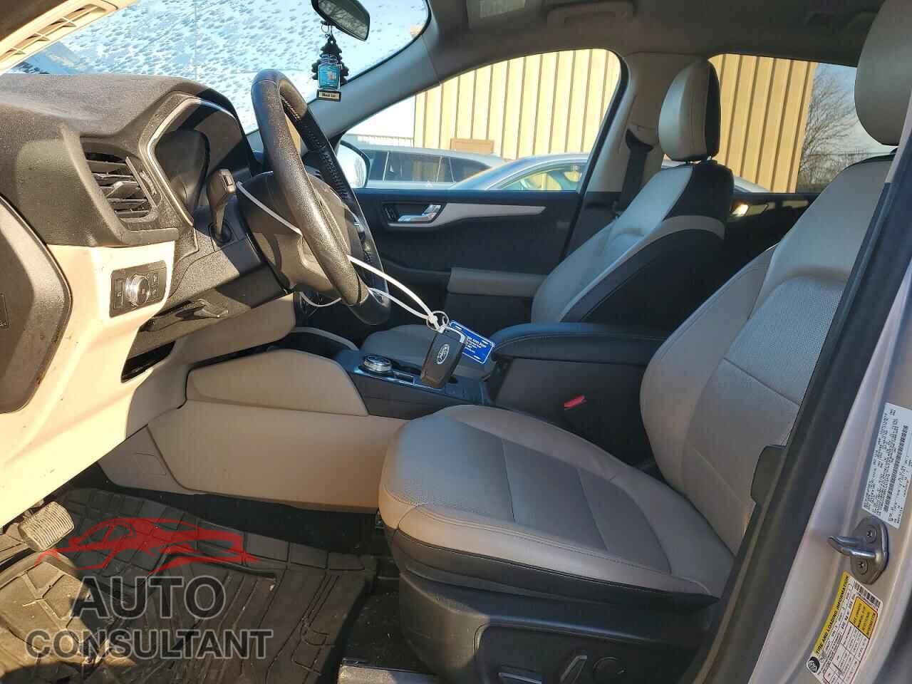 FORD ESCAPE 2020 - 1FMCU0H65LUA72718