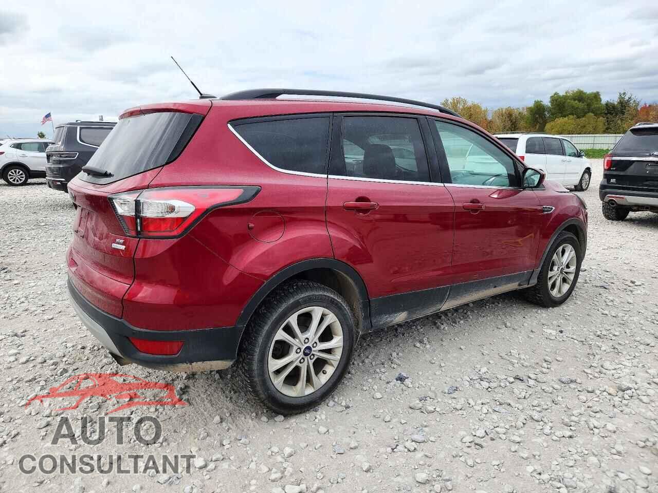 FORD ESCAPE 2017 - 1FMCU0GD4HUB28283