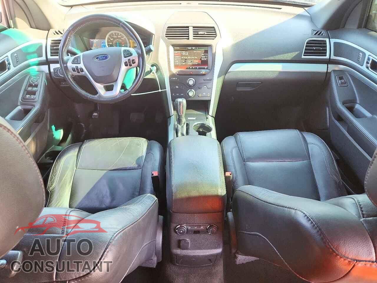 FORD EXPLORER 2015 - 1FM5K8D82FGC15230