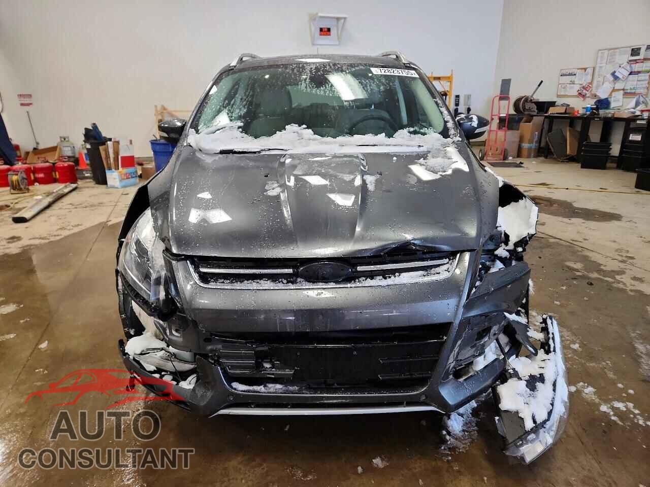 FORD ESCAPE 2015 - 1FMCU9J91FUB59917