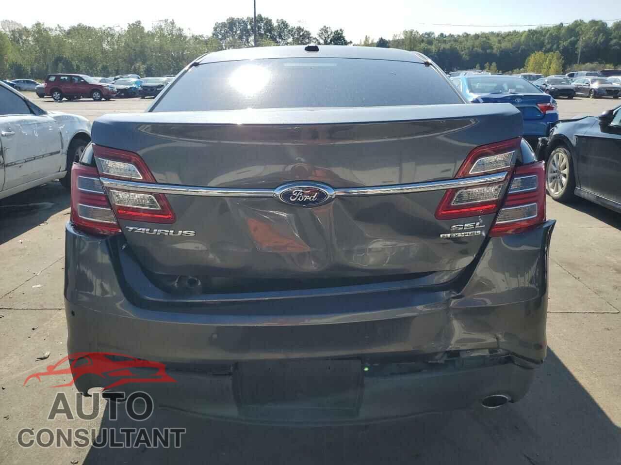 FORD TAURUS 2015 - 1FAHP2E84FG161353