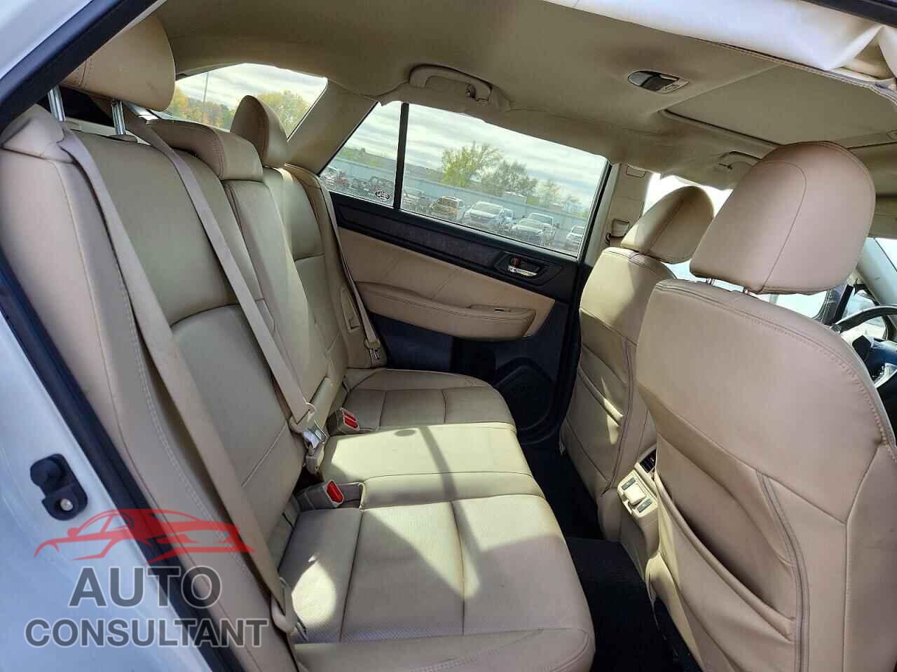 SUBARU OUTBACK 2018 - 4S4BSANCXJ3231530