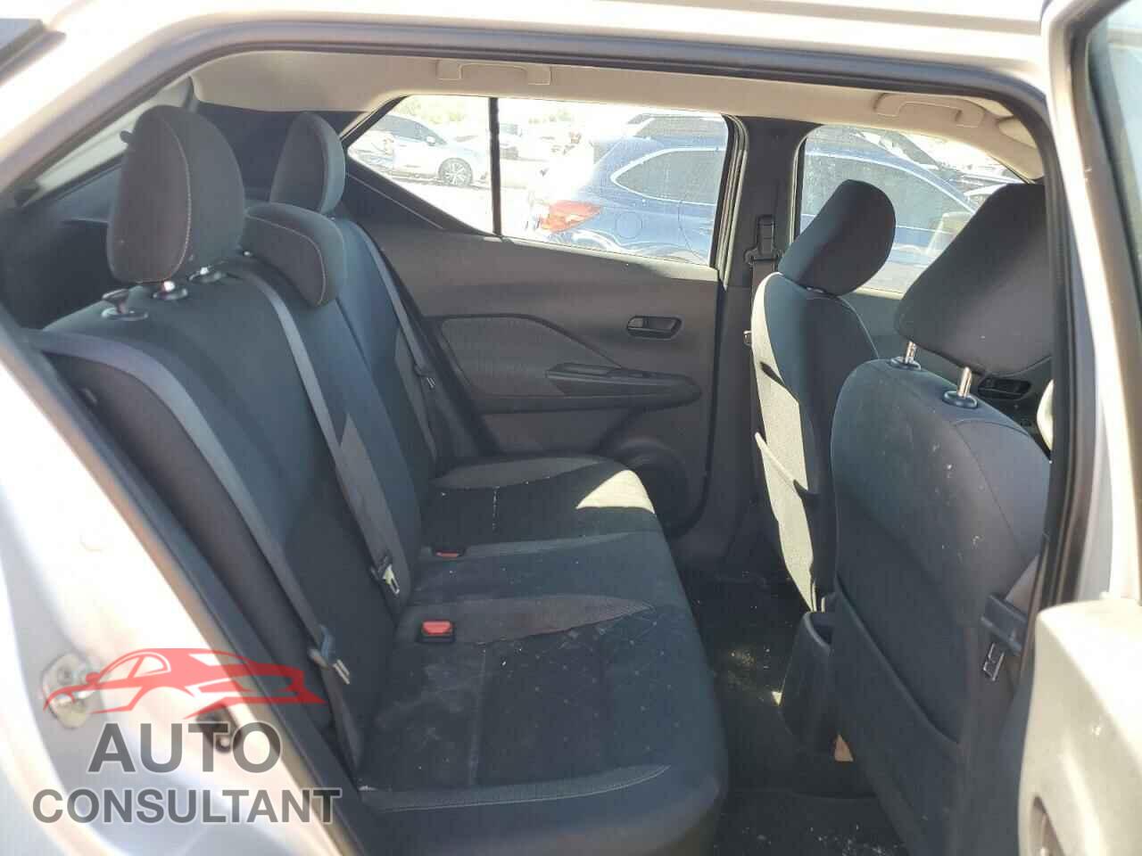 NISSAN KICKS 2019 - 3N1CP5CU3KL503065