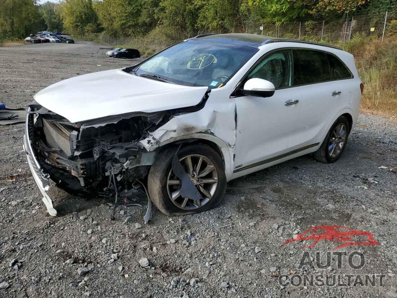 KIA SORENTO 2018 - 5XYPKDA53JG368372