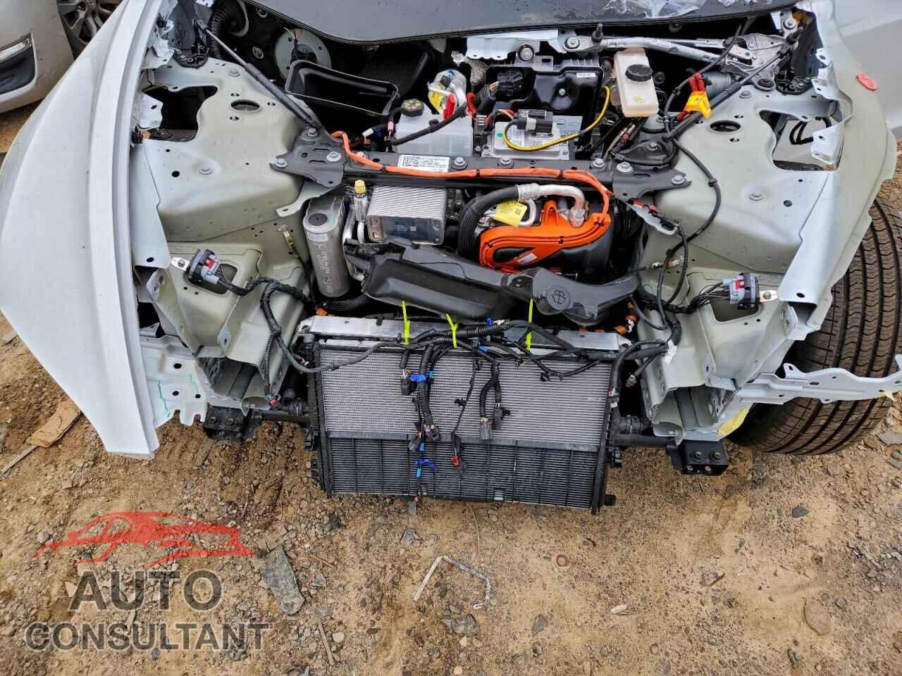 TESLA MODEL 3 2025 - 5YJ3E1EB7SF049005