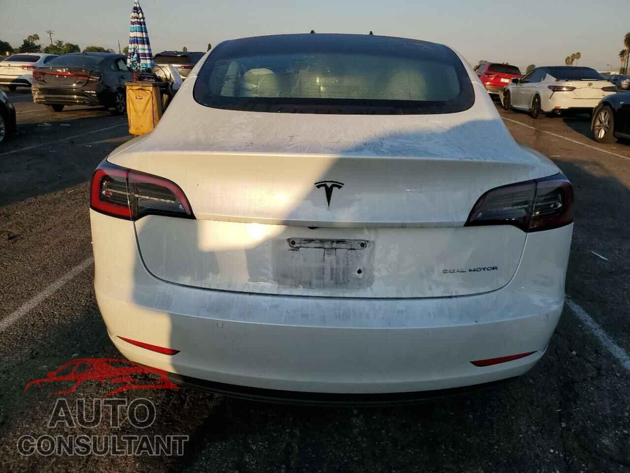 TESLA MODEL 3 2021 - 5YJ3E1EB1MF999914