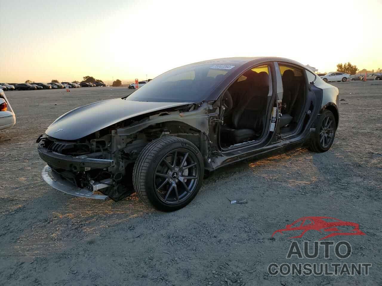 TESLA MODEL 3 2021 - 5YJ3E1EA5MF082272