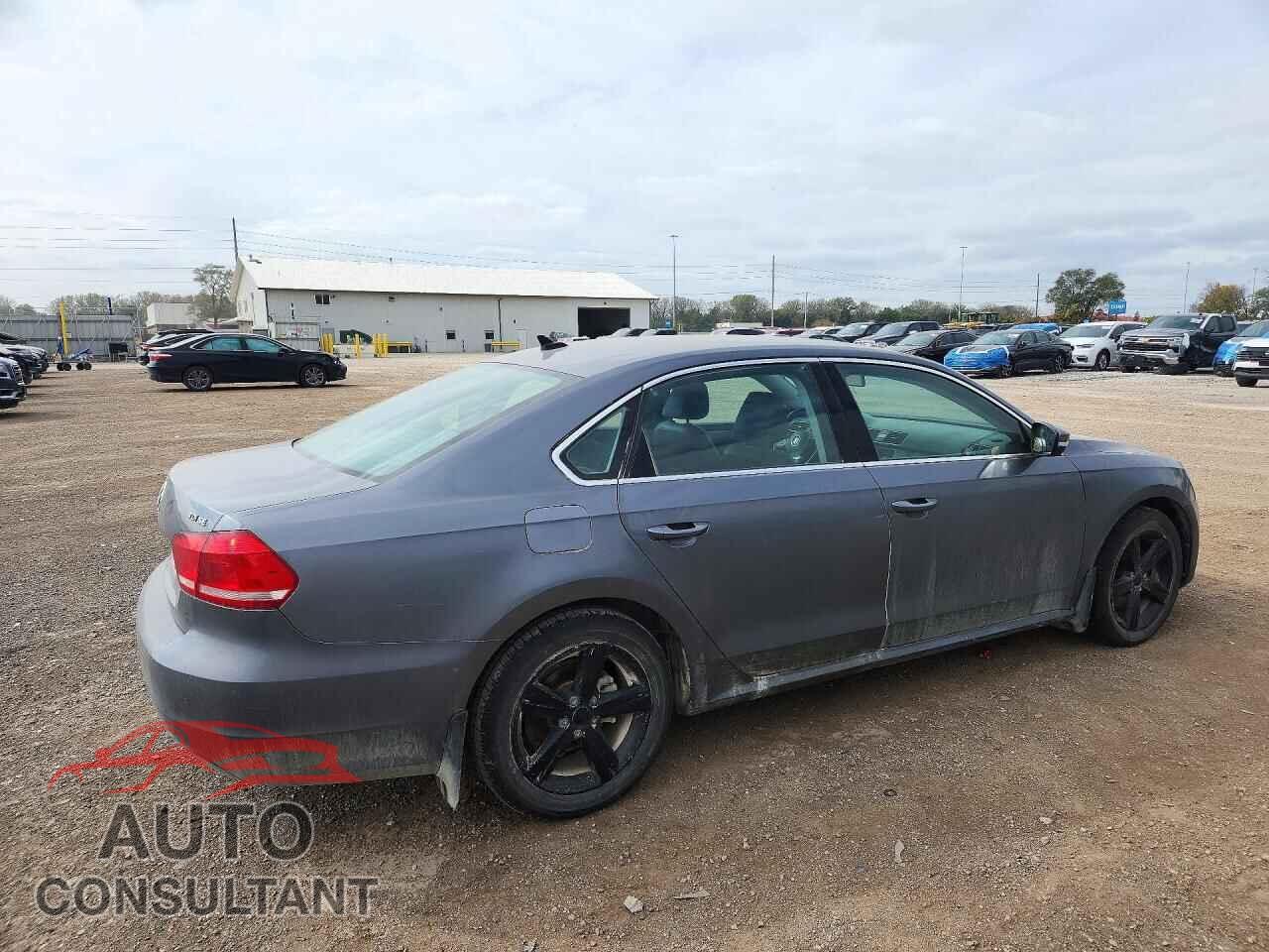 VOLKSWAGEN PASSAT 2015 - 1VWBV7A37FC088822