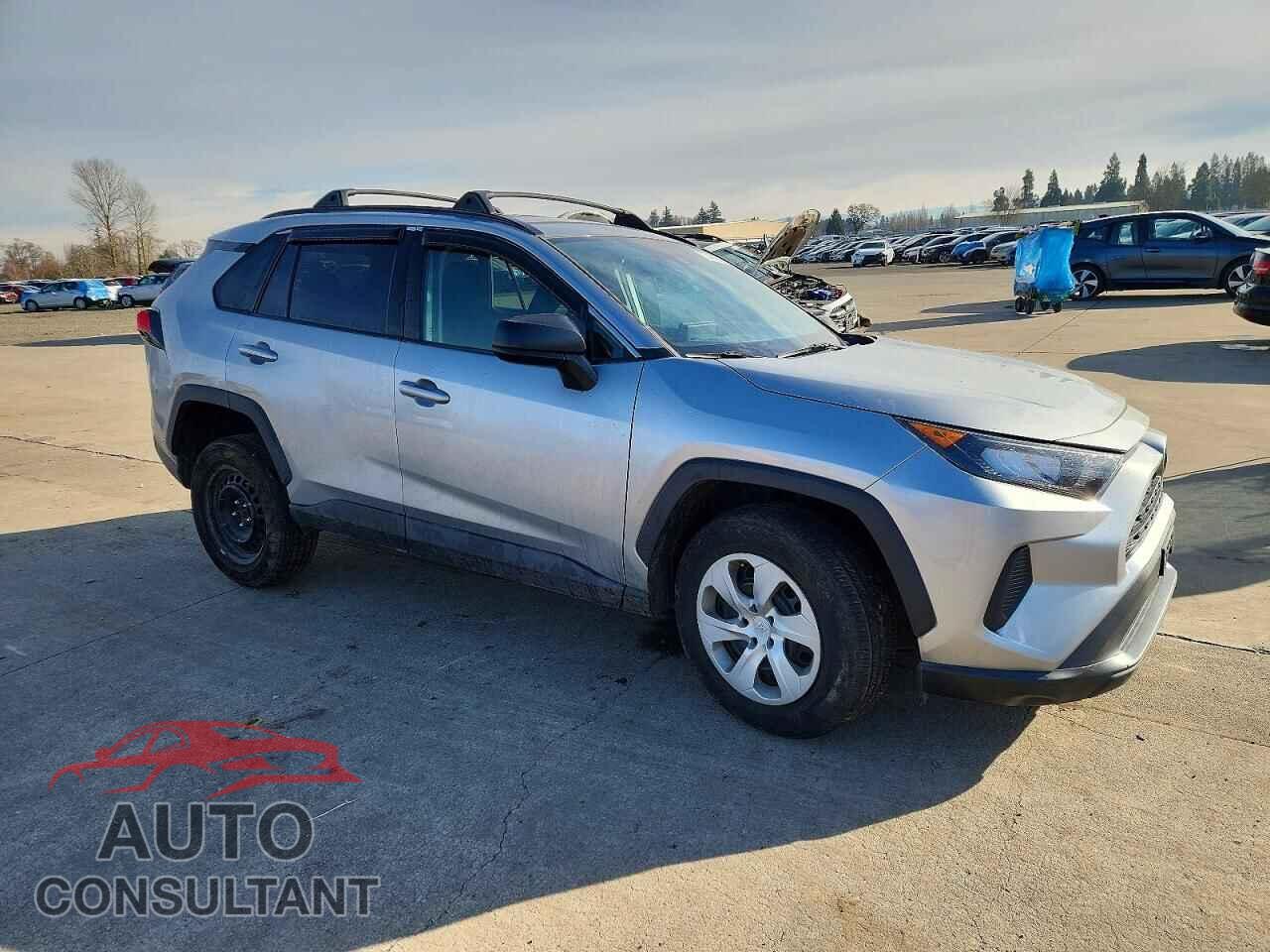 TOYOTA RAV4 2019 - 2T3F1RFV8KW027900