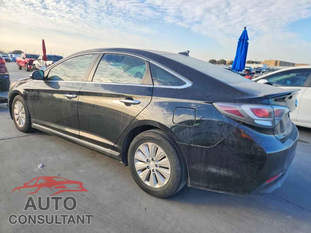 HYUNDAI SONATA 2017 - KMHE24L10HA046828