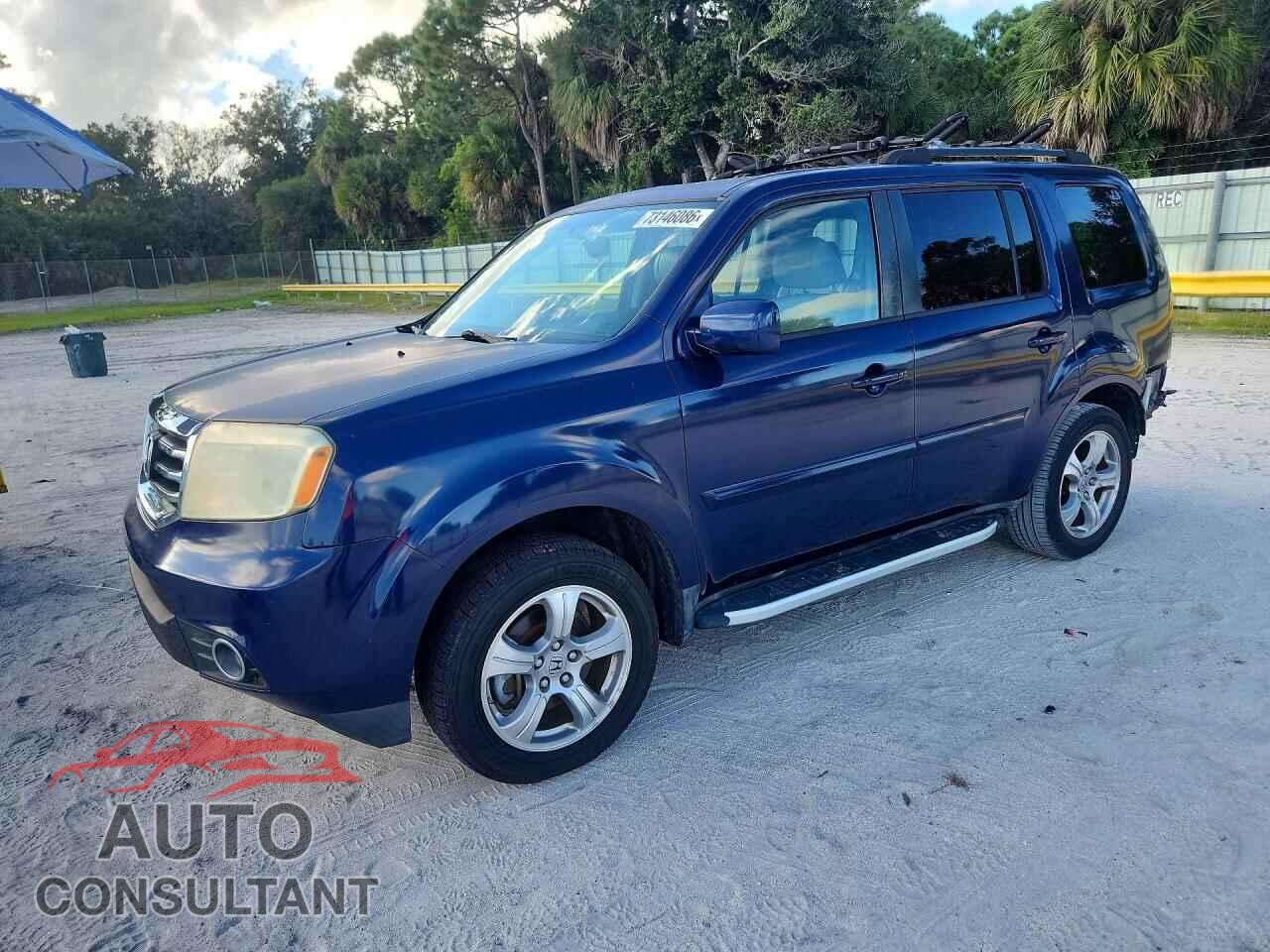 HONDA PILOT 2013 - 5FNYF3H77DB015400