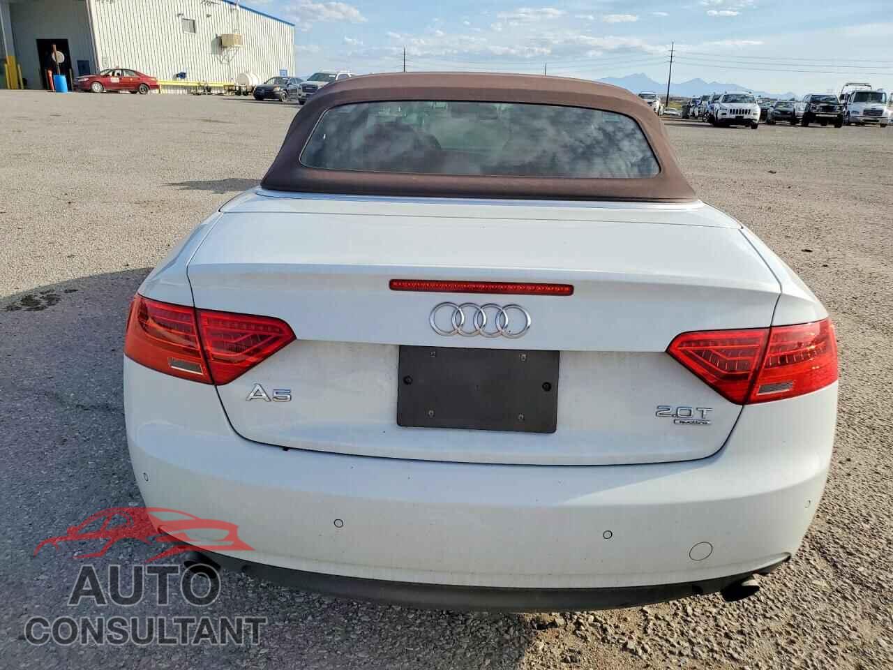 AUDI A5 2013 - WAUVFAFH3DN005707