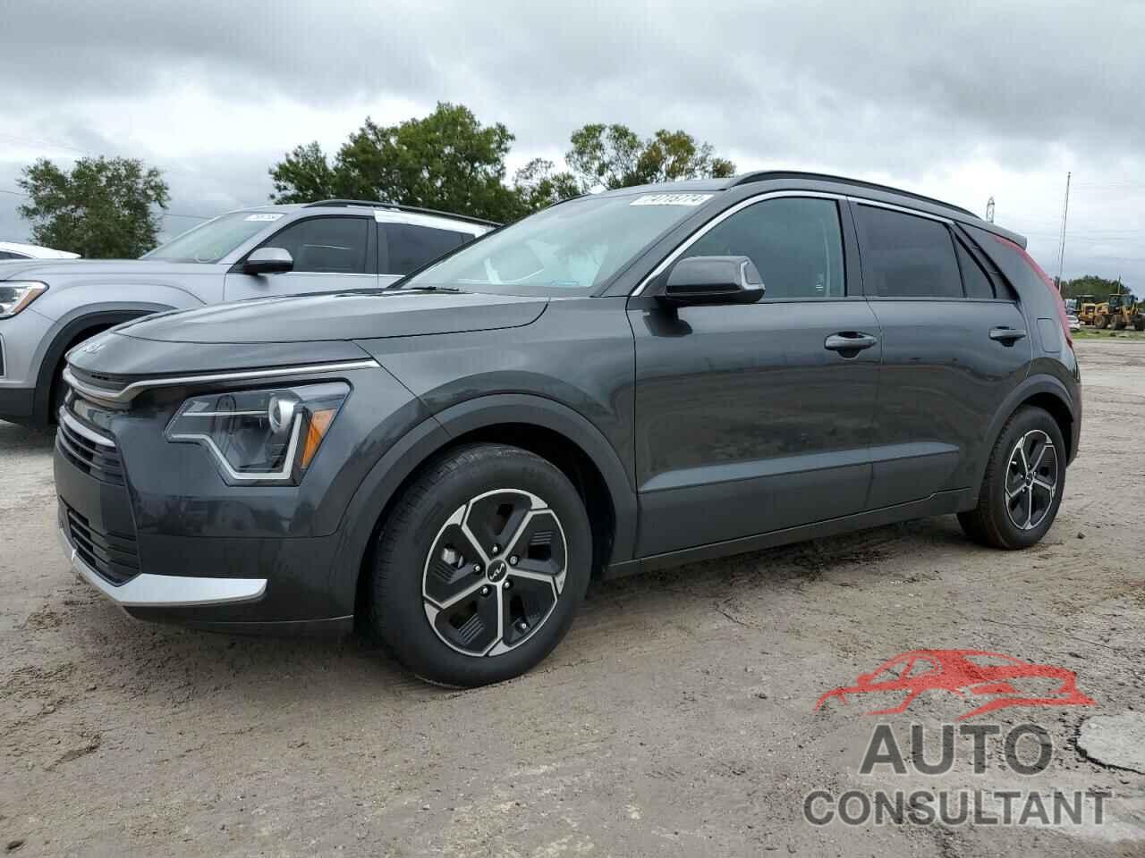 KIA NIRO 2023 - KNDCR3LE4P5077768