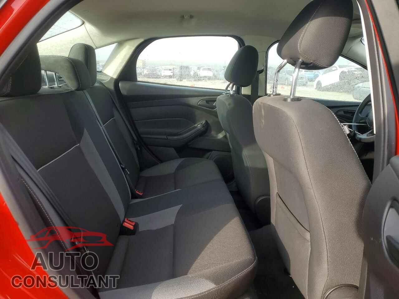 FORD FOCUS 2012 - 1FAHP3F21CL239350