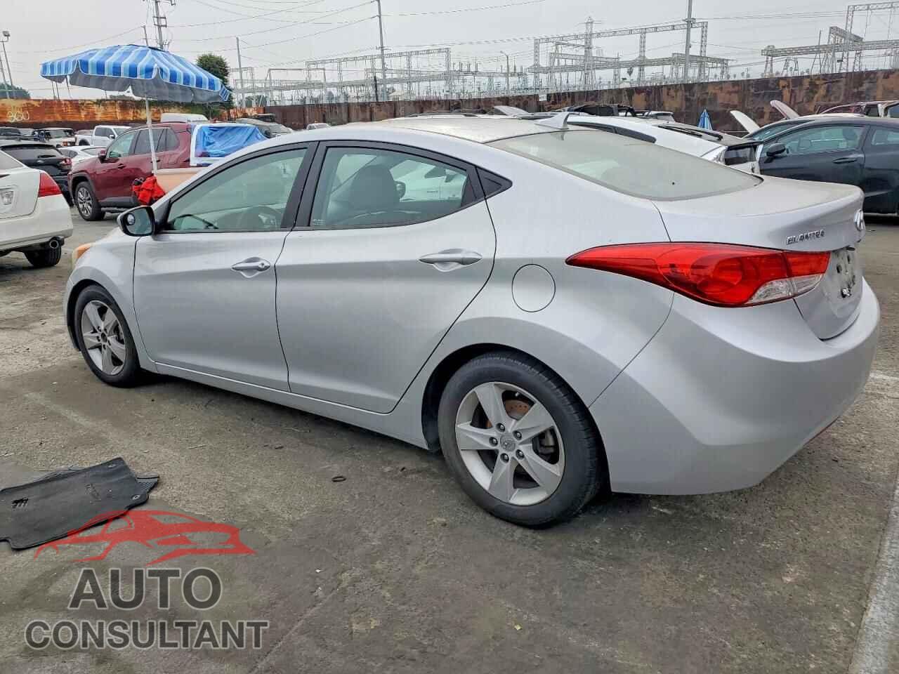 HYUNDAI ELANTRA 2012 - KMHDH4AE3CU188744